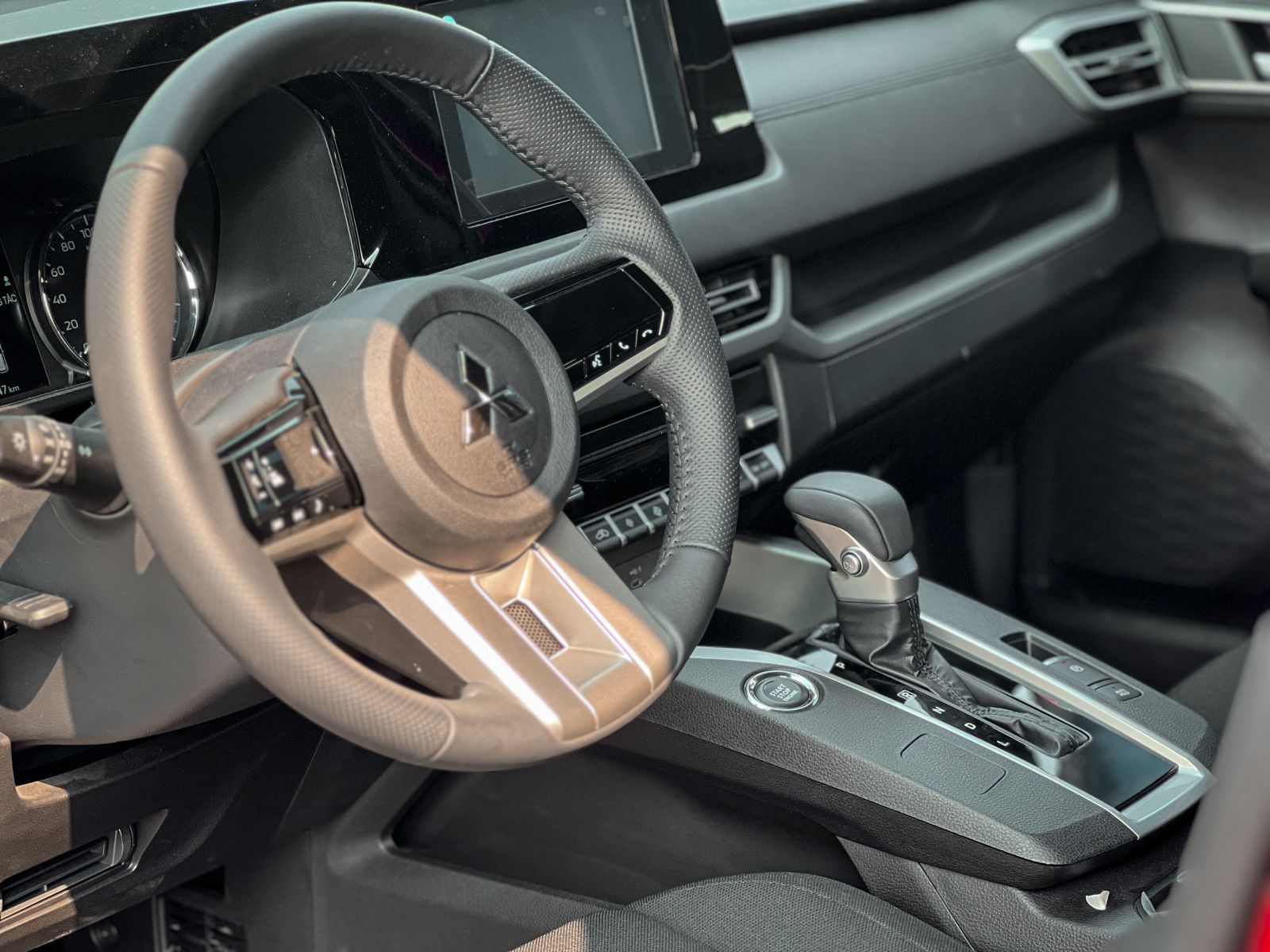 Hộp số: Tự động vô cấp CVT hiệu suất cao