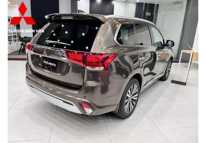 DÒNG 2.0 CVT